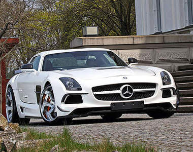 殺氣勁裝上身《賓士SLS AMG》向黑帶高手致敬