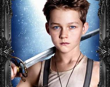 真人版《彼得潘》前傳故事 這個版本的虎克也好帥... 