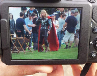 《復仇者聯盟2》片場照 又有只認識鋼鐵人的影迷出現了XD