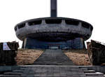 飛碟紀念碑Buzludzha 空無一人的保加利亞幽浮廢墟 飛碟紀念碑Buzludzha 空無一人的保加利亞幽浮廢墟