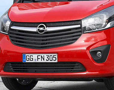 多才多藝《Opel Vivaro Combi》這回可不只能載貨喔