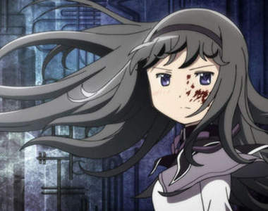 《軍火系魔法少女》小焰在劇場版裡用了幾種槍?