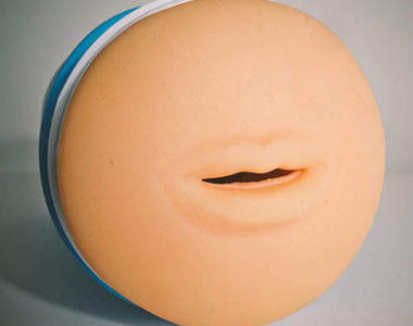 「Autoblow 2」自動擼管杯　號稱有全球最爽的爽度