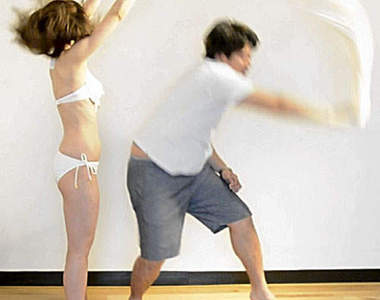 真實版秋葉原脫物語 神一般的脫衣動作大重現