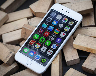 網友票選《哪一個iPhone 6未成真的傳聞功能最讓你失望》大家一起猜