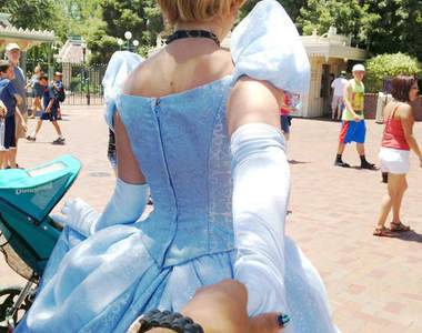 《Follow Me》迪士尼公主們要帶我去哪裡呢？