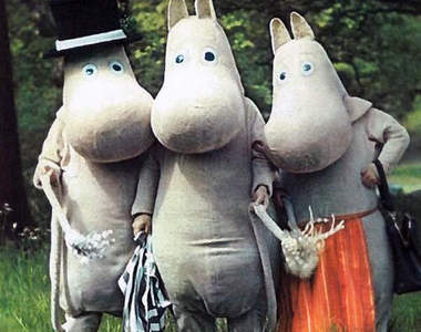 詭異《嚕嚕米真人版》到底為什麼要露出人的手啦啊啊啊...