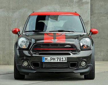 小改款《Mini Paceman JCW》跨界迷你也有性能味