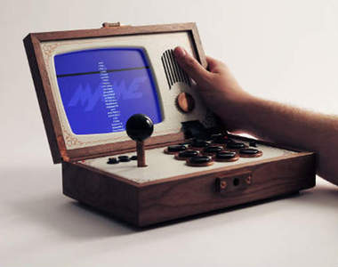 越陳越香的《超復古遊戲機》轉生藝術品？