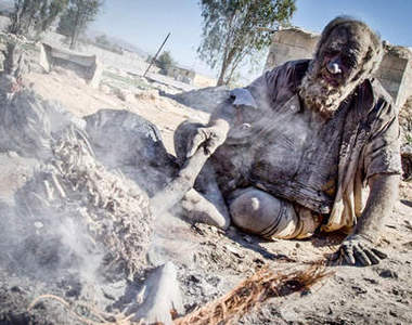 伊朗《髒爺爺》60年都不洗澡 怎麼受的了？