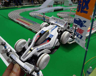 日本改裝四驅車　樣子怎麼跟當初自己play時不太一樣呢？