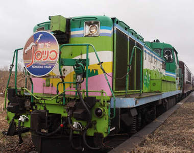 富良野和美瑛Norokko號　7號行駛前往超浪漫的薰衣草田站