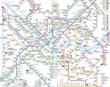 《法國人畫的首爾地鐵圖與日本人畫的台北捷運圖》相比　兩者最大不同處是？