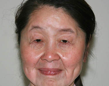 好可怕系列《這位婆婆真的只有28歲》到底在她身上發生了什麼奇怪的事呢