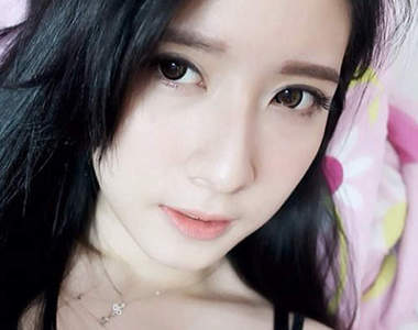 Jovin Chan　來自大馬的她也有顆宅宅美人痣