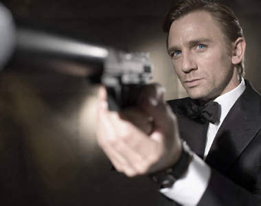 《國外俳優的拿槍姿勢選拔》快來曬出你覺得最帥的拿槍姿勢啊～（指）