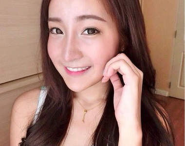 泰國牙套妹Thanyarat Charoenpornkittada　名子太長啦（汗）