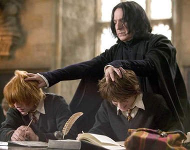 大學也念《哈利波特研究》課本是霍格華茲:一段歷史嗎？