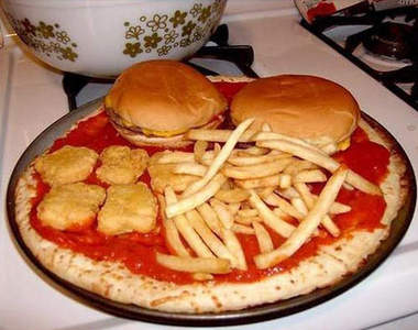 號稱世界第一酷Pizza 還好可樂沒加進去