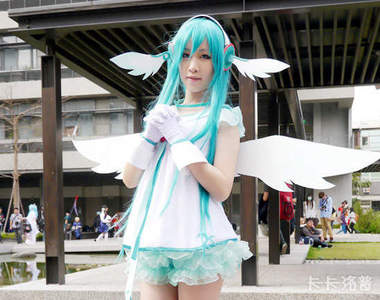 小香特派員 ★ 逢甲GJ11 拍拍Cosplay遊記