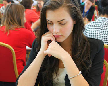 《加拿大美女棋士》專注表情秒殺觀眾