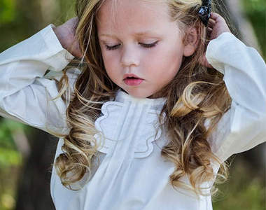 《幼童版超模》每個蘿莉都比大人還專業