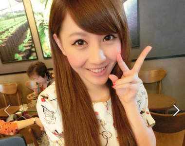 包家禎 (包子) 綜藝大熱門超美的開箱正妹