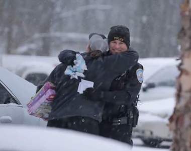 警察老公公 那一天聖誕老公公穿的是警察制服