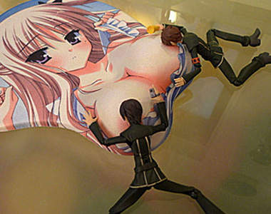 2014日本AV女優摸奶募款活動　摸摸揉揉邊作公益還可以救地球