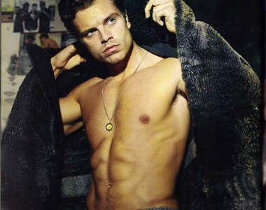 《賽巴斯汀·斯坦》GQ雜誌照 美隊3情報更新