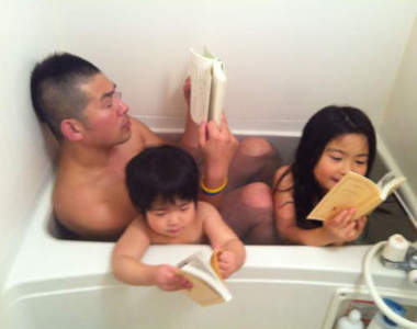 日本人《和爸媽泡澡到幾歲》是不是你想的那樣子呢?