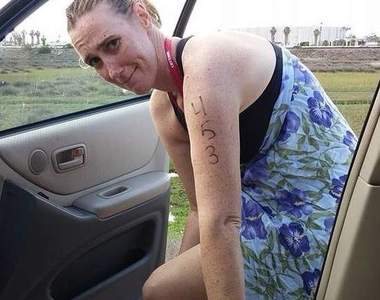 《行動更衣室洋裝》終於可以到處脫了（誤）