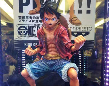 3億冊魯夫實體化　兩腳一開簡直超霸氣（喝！）