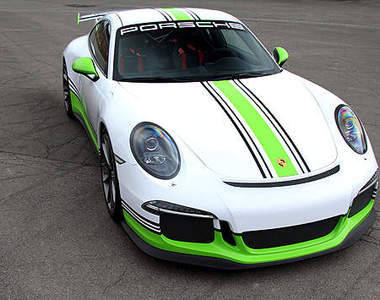 超吸睛《保時捷911 GT3》賽車風新衣穿上身