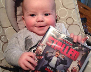 活死人之廁＋屍控一夜情 　9月12號來去戲院看殭屍嚕