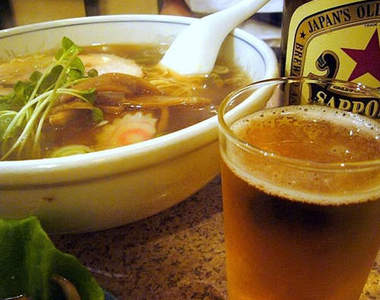 世界各國人《喝酒後想吃》的美食分別是?