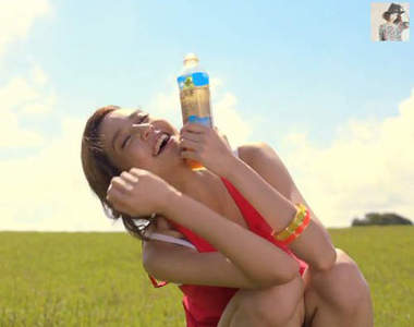 陳庭妮（妮妮）真愛女王的燕麥茶廣告真的好美