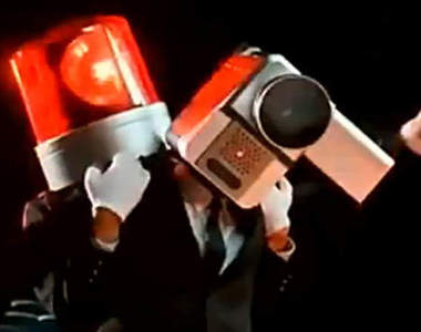 《電影小偷》食玩化 攝影機男跟警燈男的抱抱也能重現♥