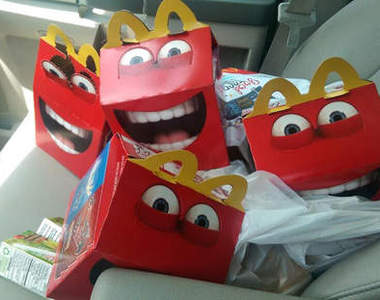 笑到你心裡發寒《快樂麥當勞盒》其實我覺得滿恐怖的（遠目）