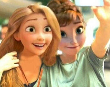 《迪士尼公主自拍照》不是每個公主都很會自拍啦？