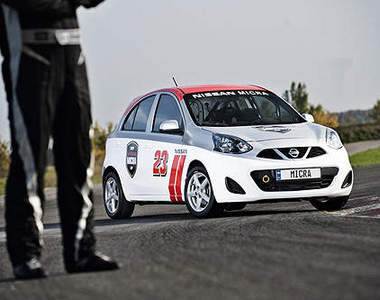 加拿大《Nissan March》可愛親民好賽車