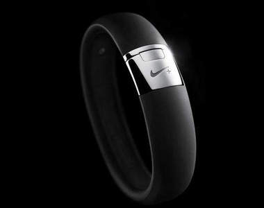 Nike+ FuelBand SE運動智慧手環  超殺「銀色」限量款推出