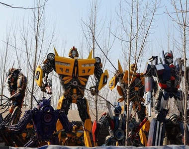 自製《變型金剛》排排站真的超壯觀的～