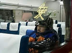 戰國武將《直江兼續》目擊情報 原來武將們也是電車通勤啊~(誤) 戰國武將《直江兼續》目擊情報 原來武將們也是電車通勤啊~(誤)