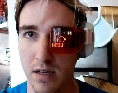 真實版戰鬥力計數器　看起來超屌的宅科技這樣（笑）