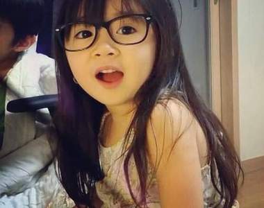 《因炫富而出名的韓國小女孩Breanna》背後故事有點灰姑娘氛圍