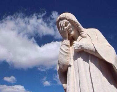 世界盃《巴西大敗》連基督像都看不下去了......