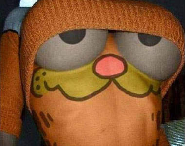 自信乳袋照　下乳老是忍不住出來跟大家say Hi