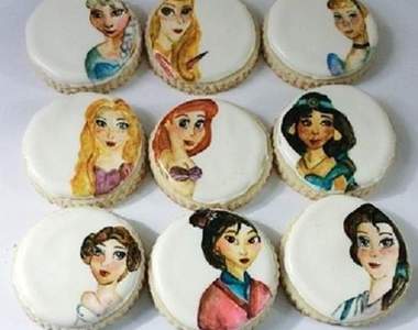 《手繪童話餅乾》讓故事主角悄悄跑進嘴中