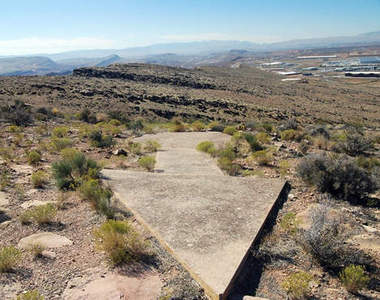 四散美國的《神秘箭頭》最終到底指向哪裡呢?